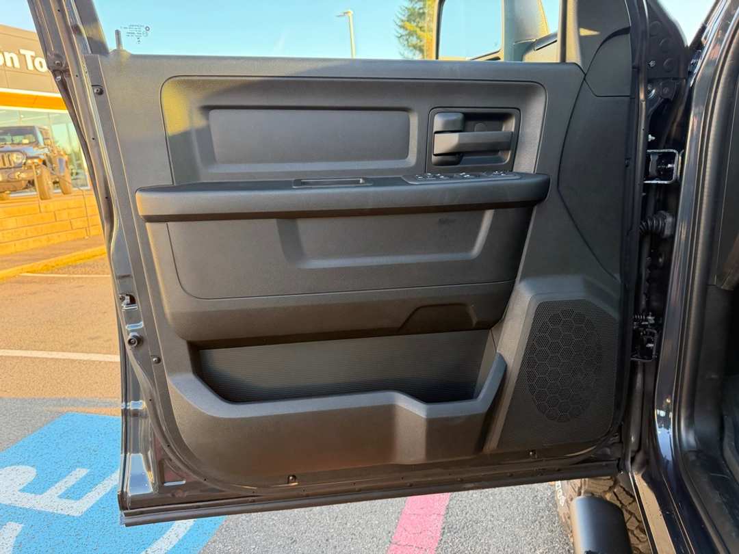 2026 Ram 2500 Tradesman - Image 10