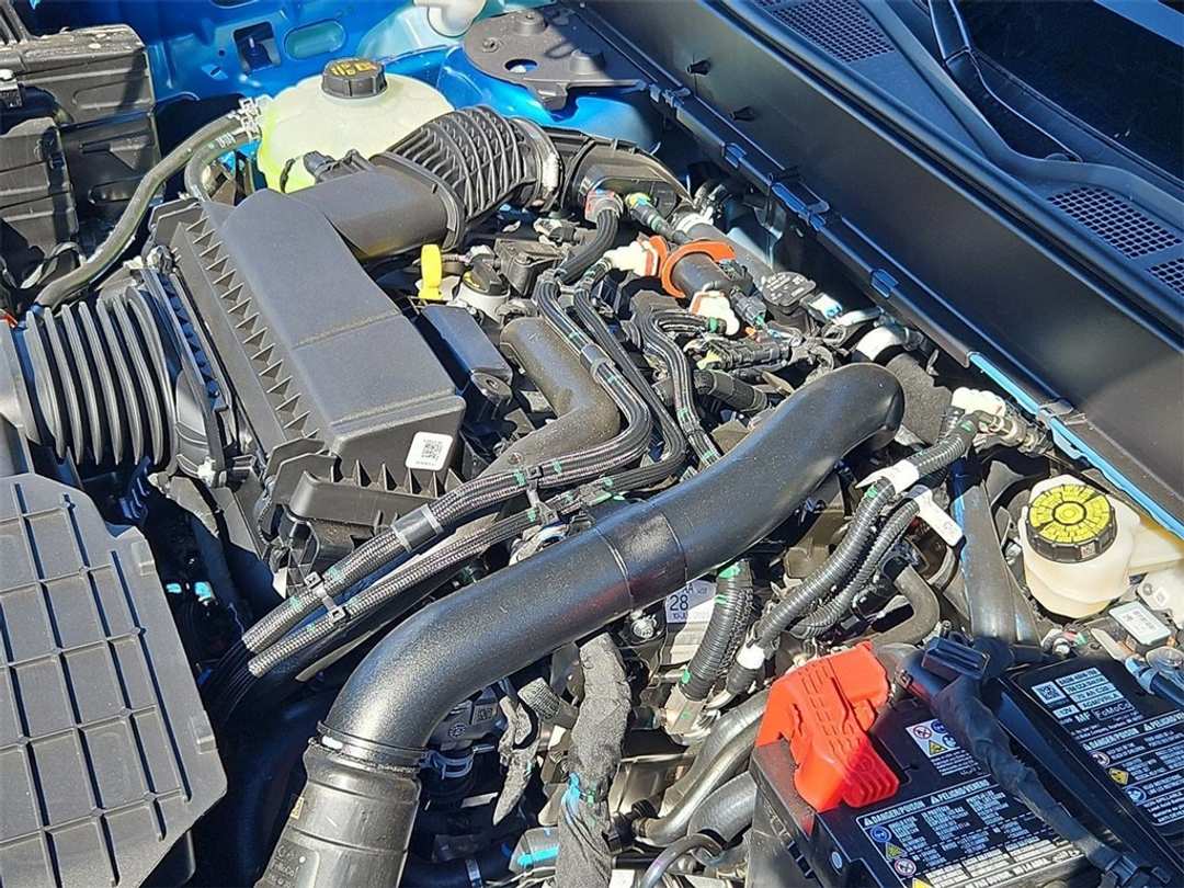 2025 Ford Maverick XLT - Image 35