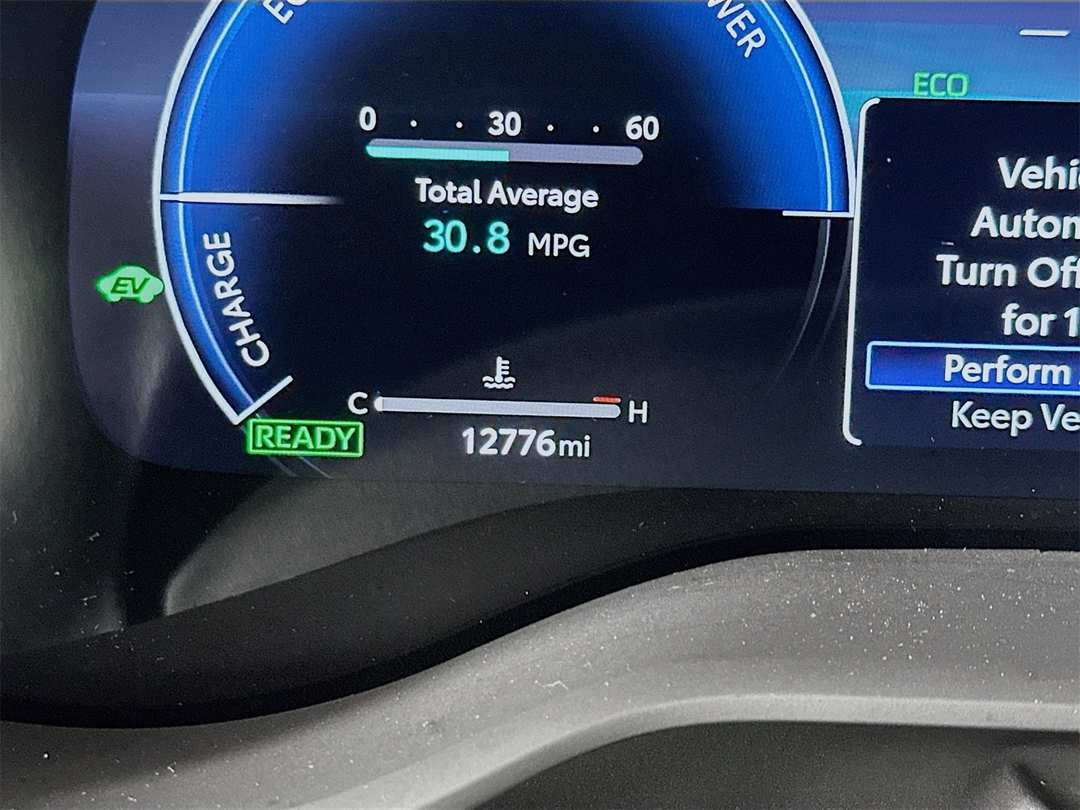 2025 Toyota Sienna XSE - Image 12