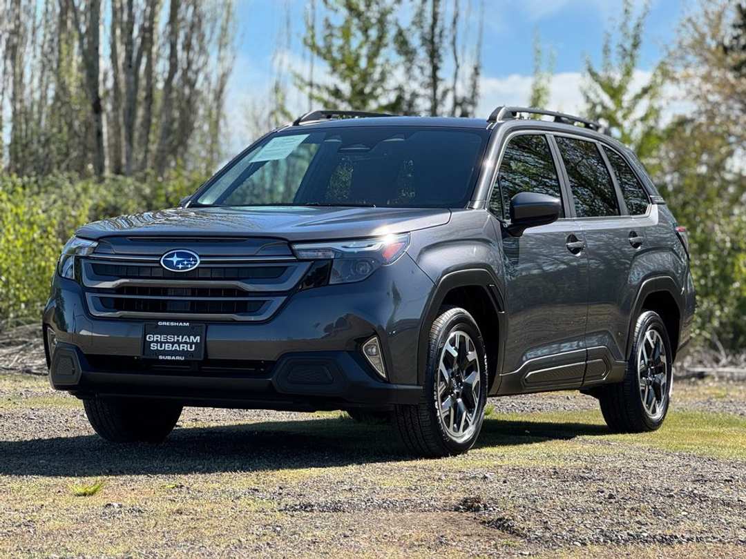 2025 Subaru Forester Premium - Image 3