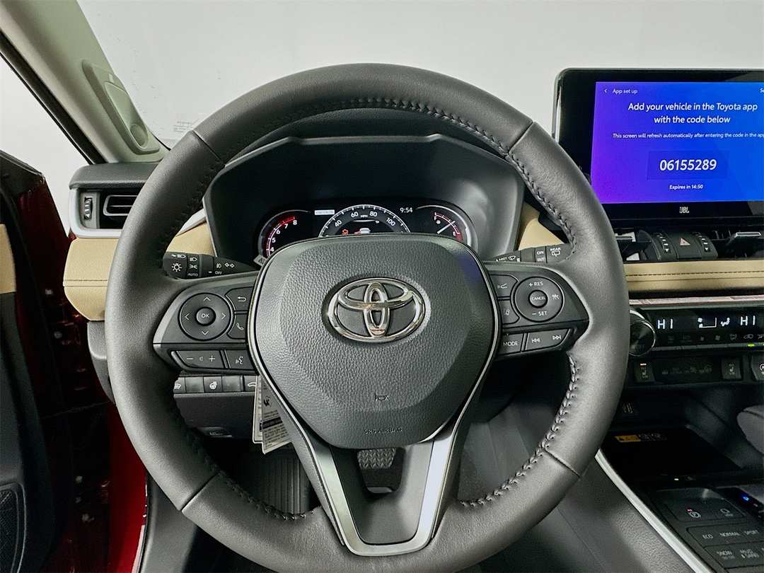 2025 Toyota Rav4 XLE Premium - Image 11