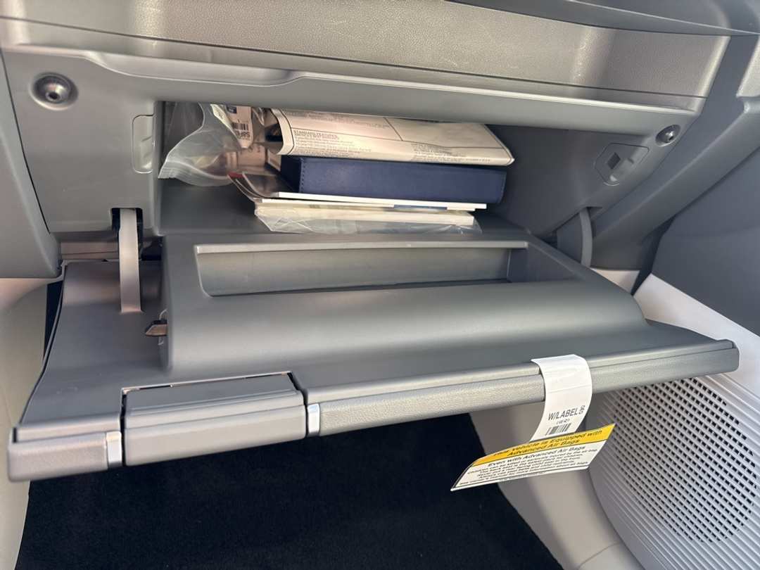 2026 Hyundai Ioniq 9 SEL - Image 32