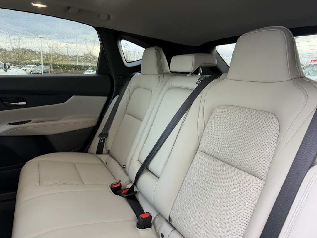 2026 Nissan Murano SL - Image 30