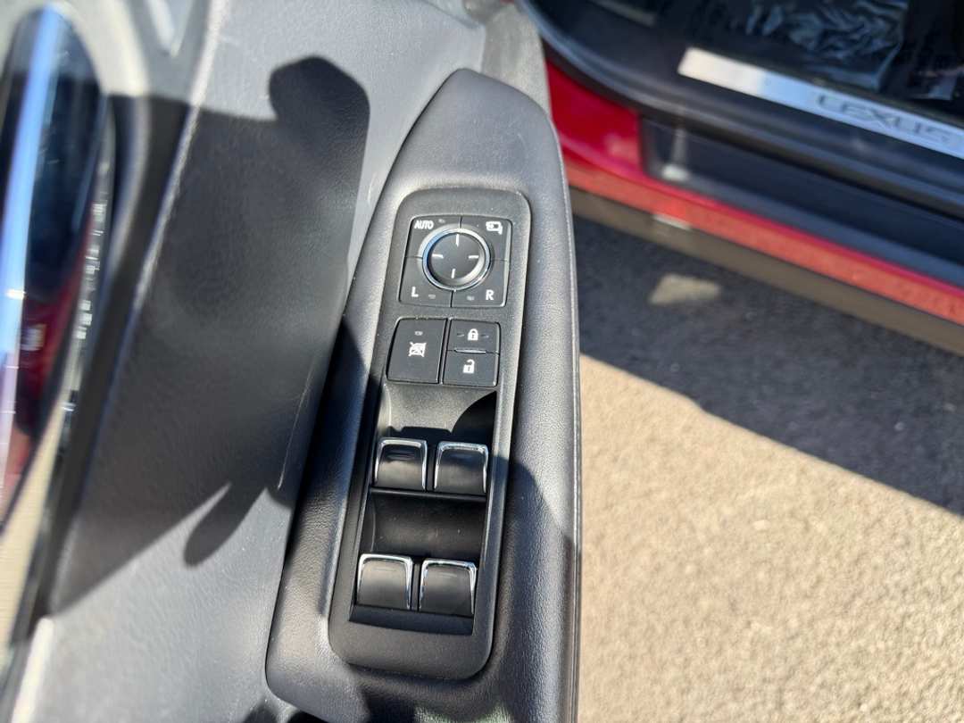 2021 Lexus RX 350 - Image 15