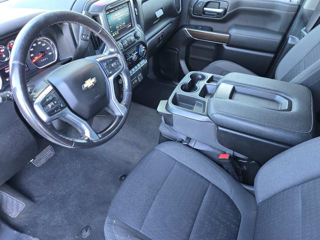 2022 Chevrolet Silverado 2500Hd LT - Image 9