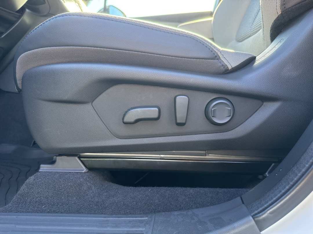 2026 Subaru Forester Premium - Image 15