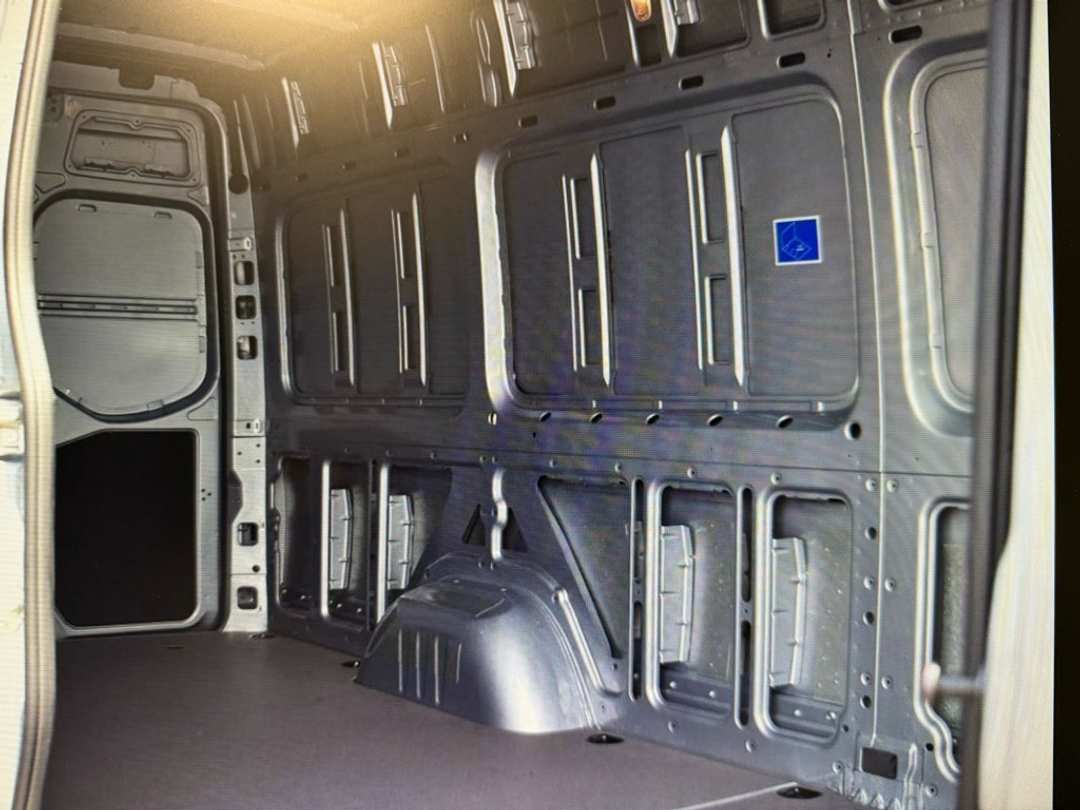2026 Mercedes-Benz Sprinter 2500 Cargo 170 WB - Image 9