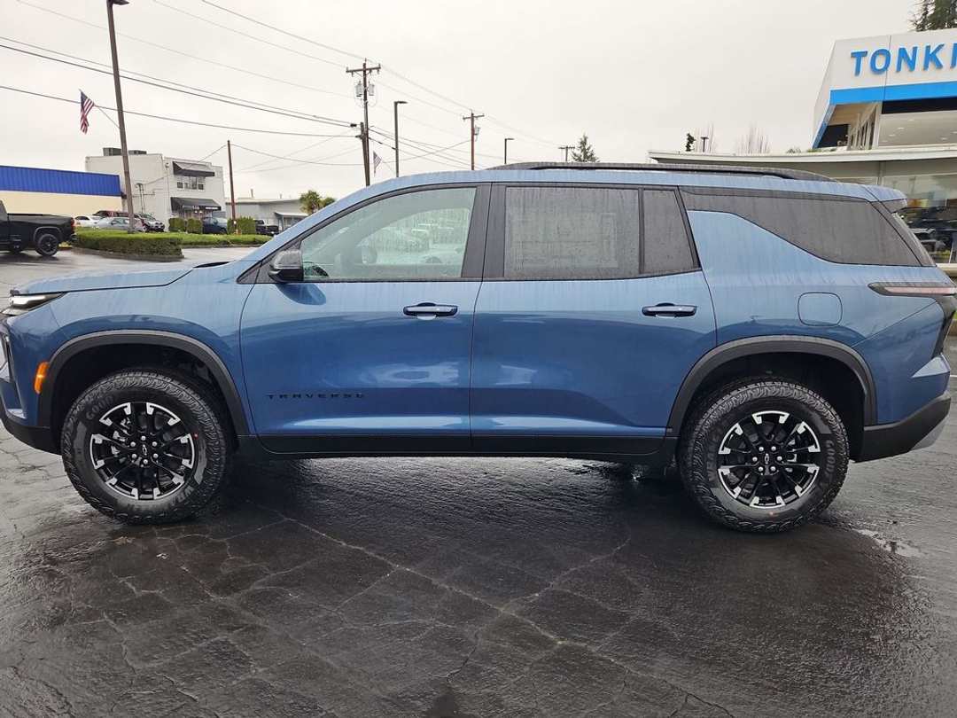 2026 Chevrolet Traverse Z71 - Image 3