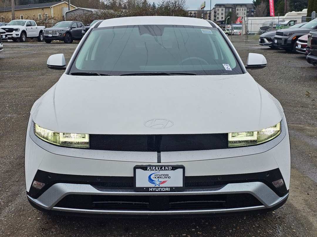 2026 Hyundai Ioniq 5 SEL - Image 2