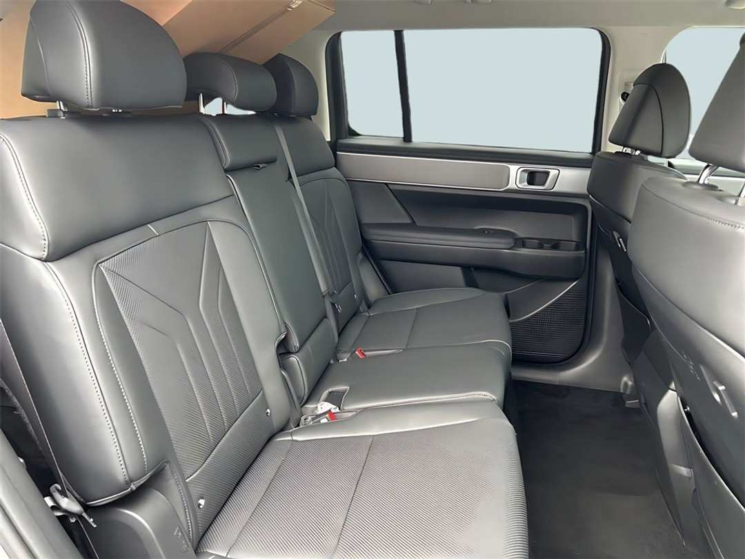 2026 Hyundai Santa Fe XRT - Image 12