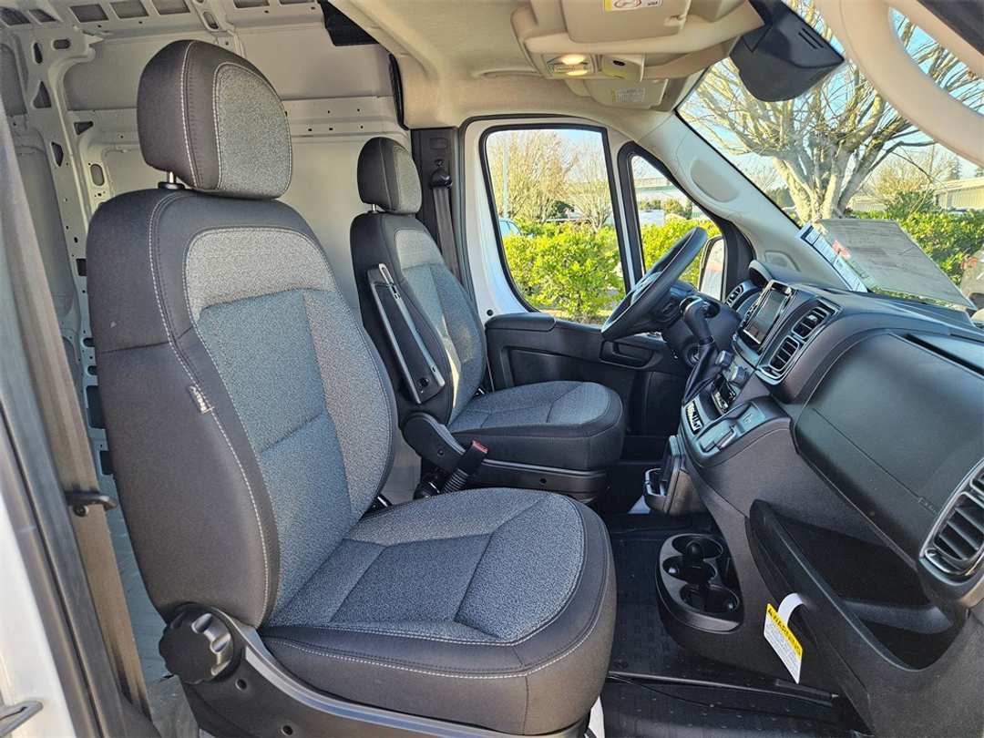 2026 Ram Promaster 3500 High Roof - Image 35