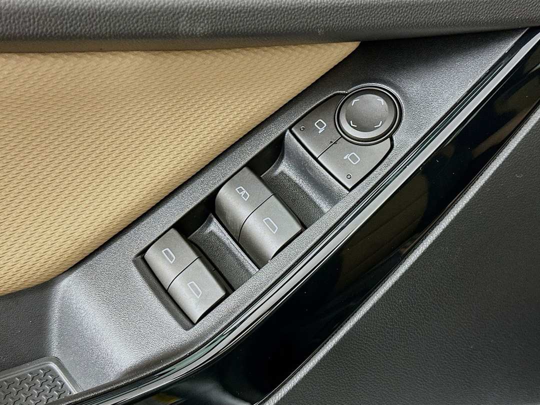 2026 Chevrolet Equinox ACTIV - Image 18