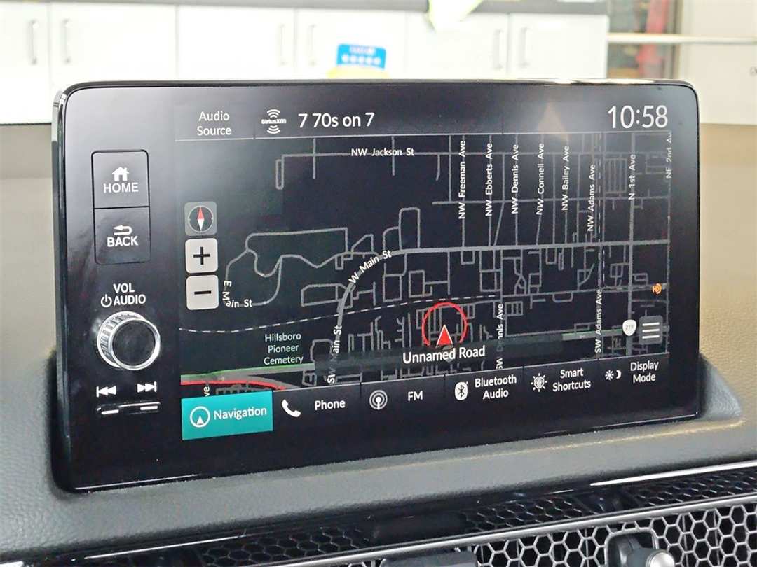 2024 Honda Civic Touring - Image 18