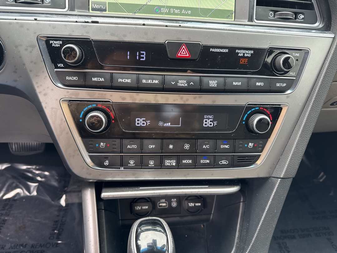 2016 Hyundai Sonata Limited - Image 26