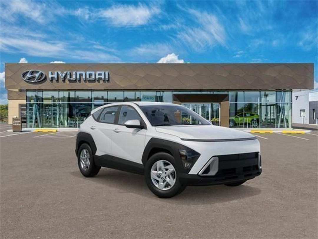 2026 Hyundai Kona SE - Image 2