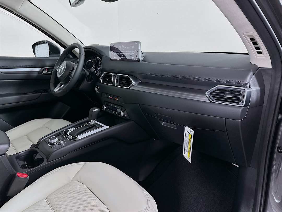 2025 MAZDA CX-5 2.5 S Preferred Package - Image 30