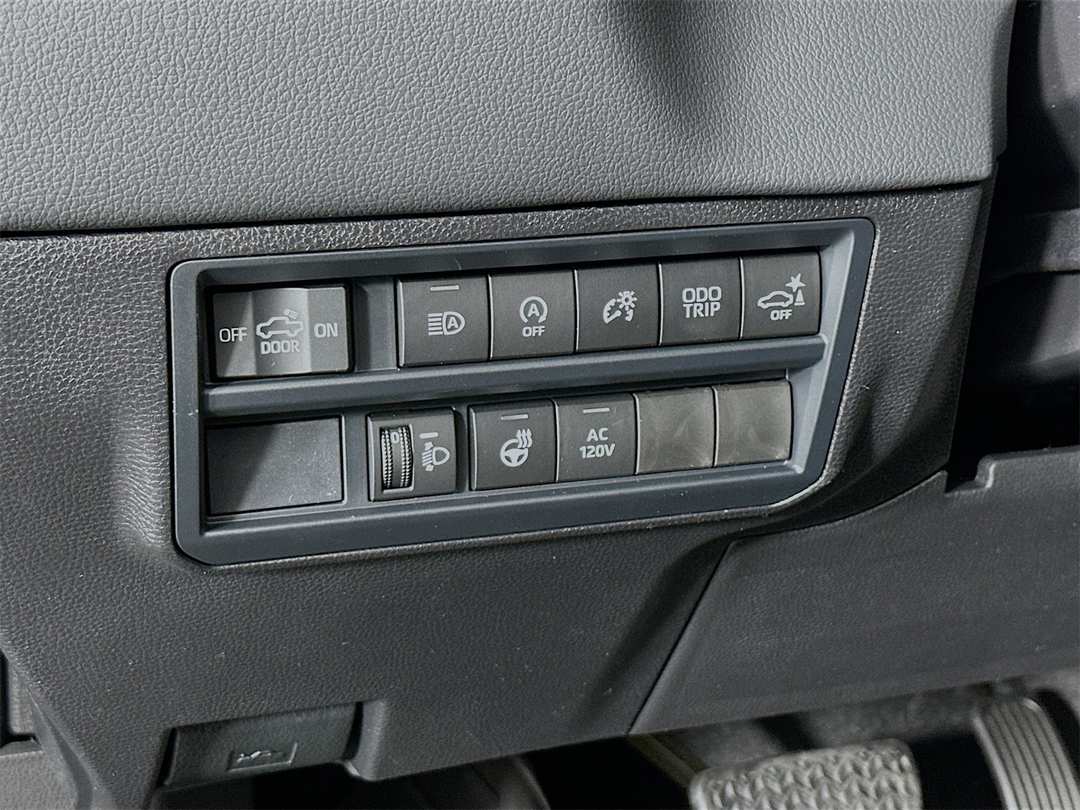 2026 Toyota Tundra Limited - Image 10