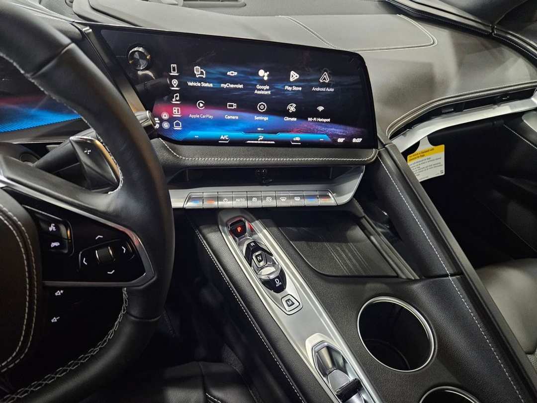 2026 Chevrolet Corvette Stingray - Image 19