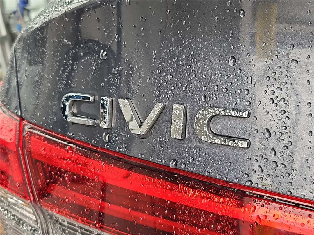 2024 Honda Civic Touring - Image 26