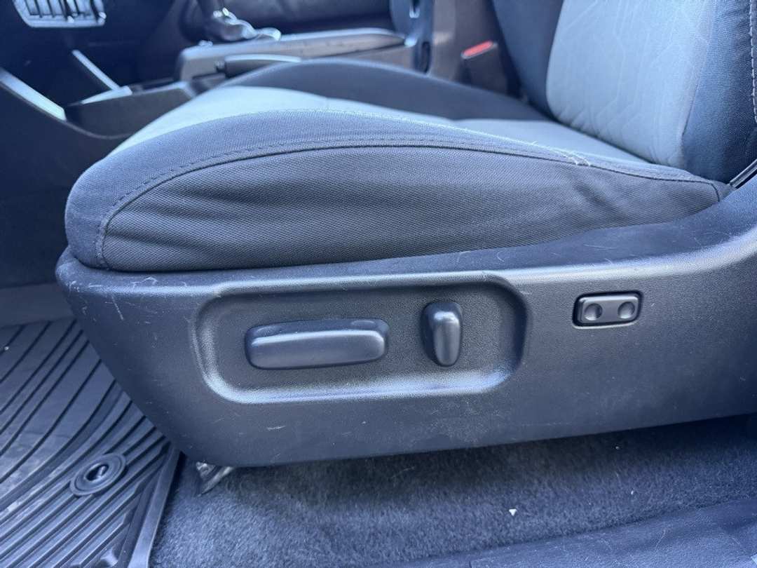 2021 Toyota Tacoma TRD OffRoad - Image 13