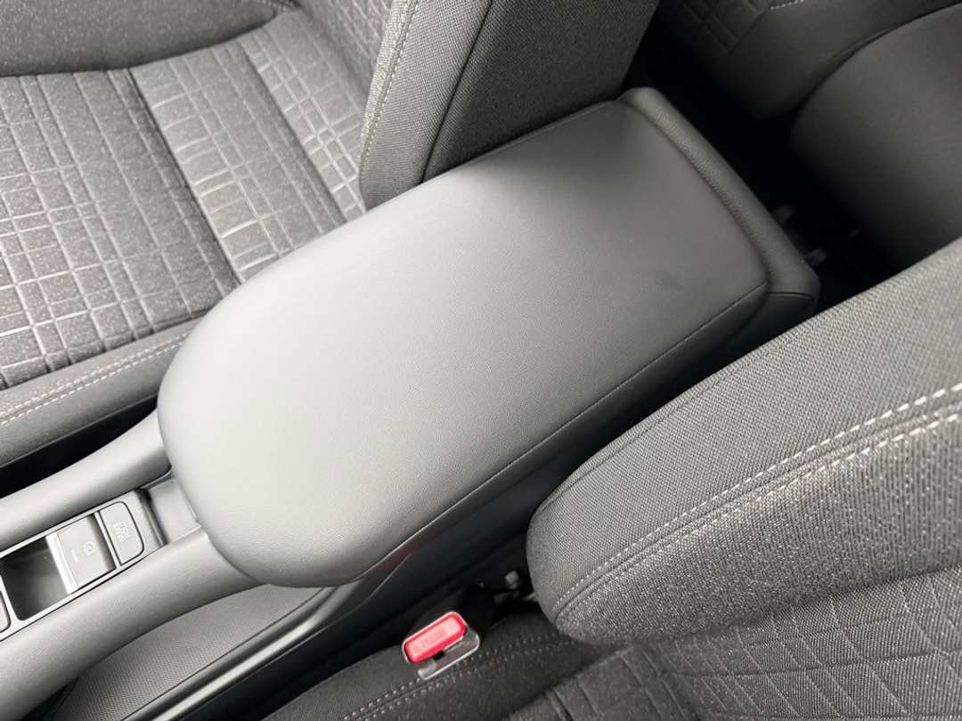 2026 Honda HR-V LX - Image 25