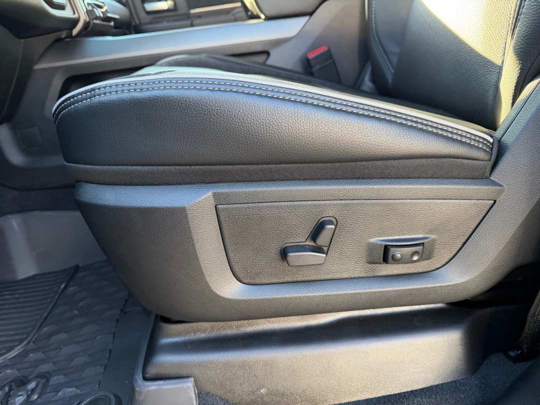 2026 Ram 3500 Laramie - Image 14