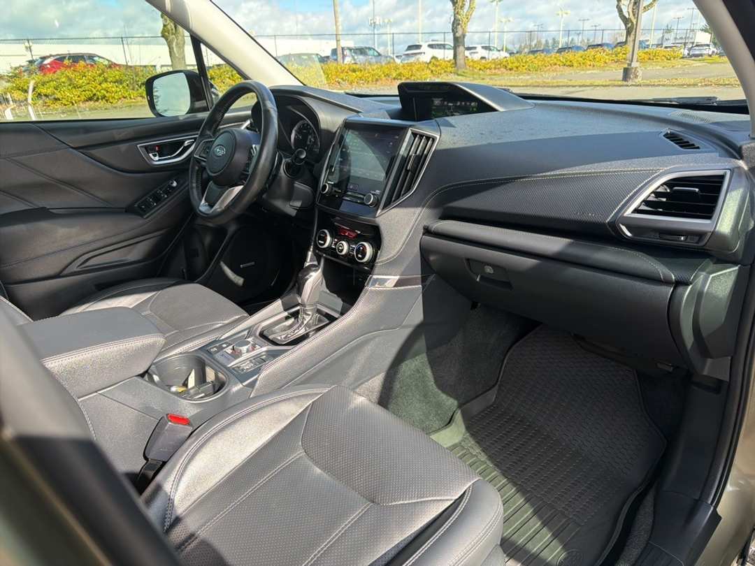 2024 Subaru Forester Touring - Image 31