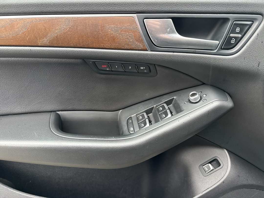 2013 Audi Q5 2.0T Premium Plus - Image 10