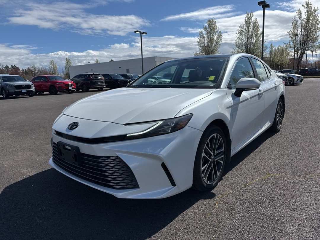 2025 Toyota Camry XSE - Image 3