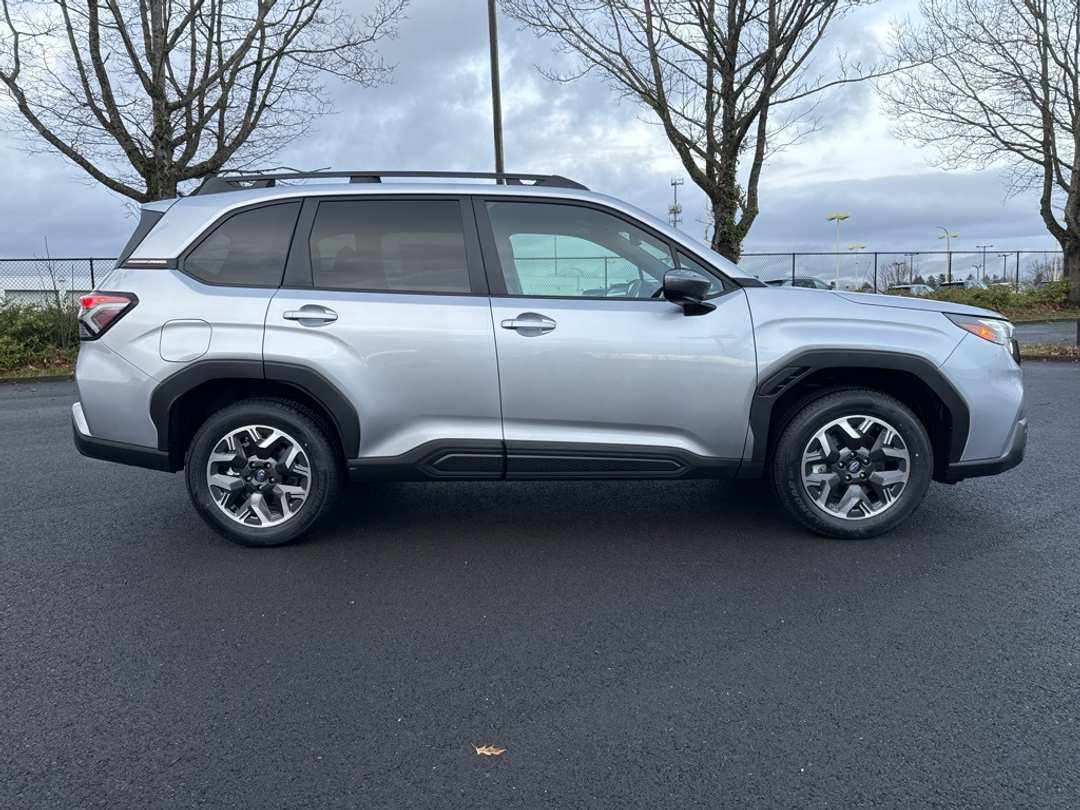 2026 Subaru Forester Premium - Image 8