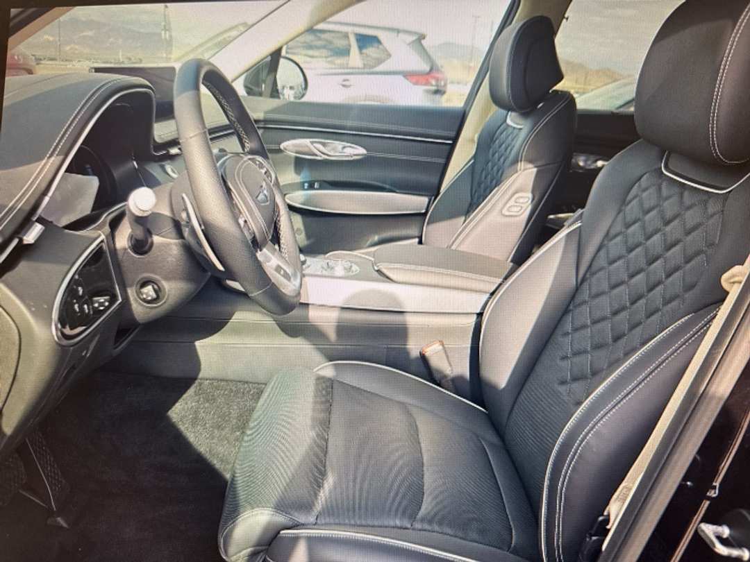 2025 Genesis Electrified Gv70 Prestige - Image 7
