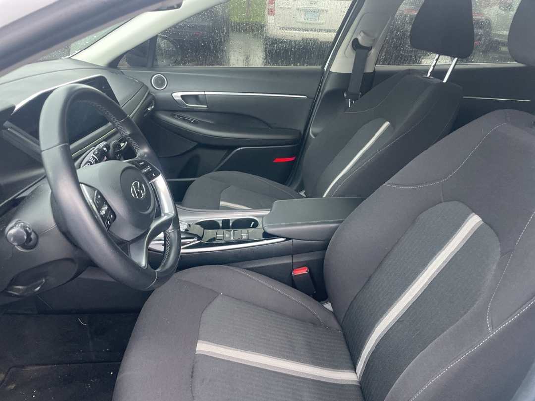 2022 Hyundai Sonata SEL - Image 6