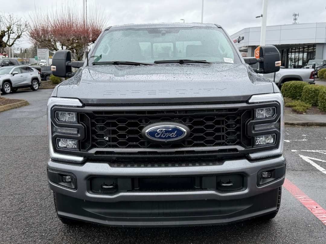 2024 Ford F-350Sd Lariat - Image 3
