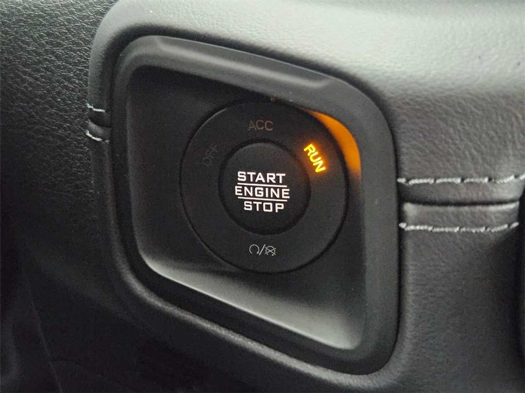 2026 Jeep Wrangler Rubicon X - Image 17