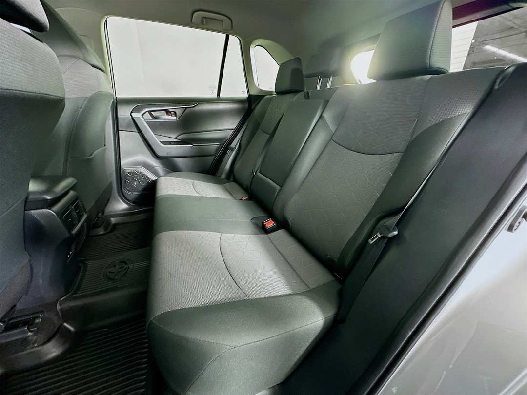 2024 Toyota Rav4 XLE - Image 23
