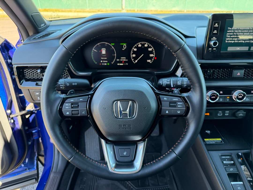 2025 Honda CR-V Sport Touring - Image 20