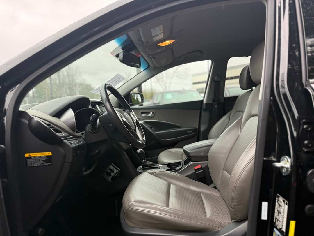 2014 Hyundai Santa Fe Sport 2.0T - Image 17