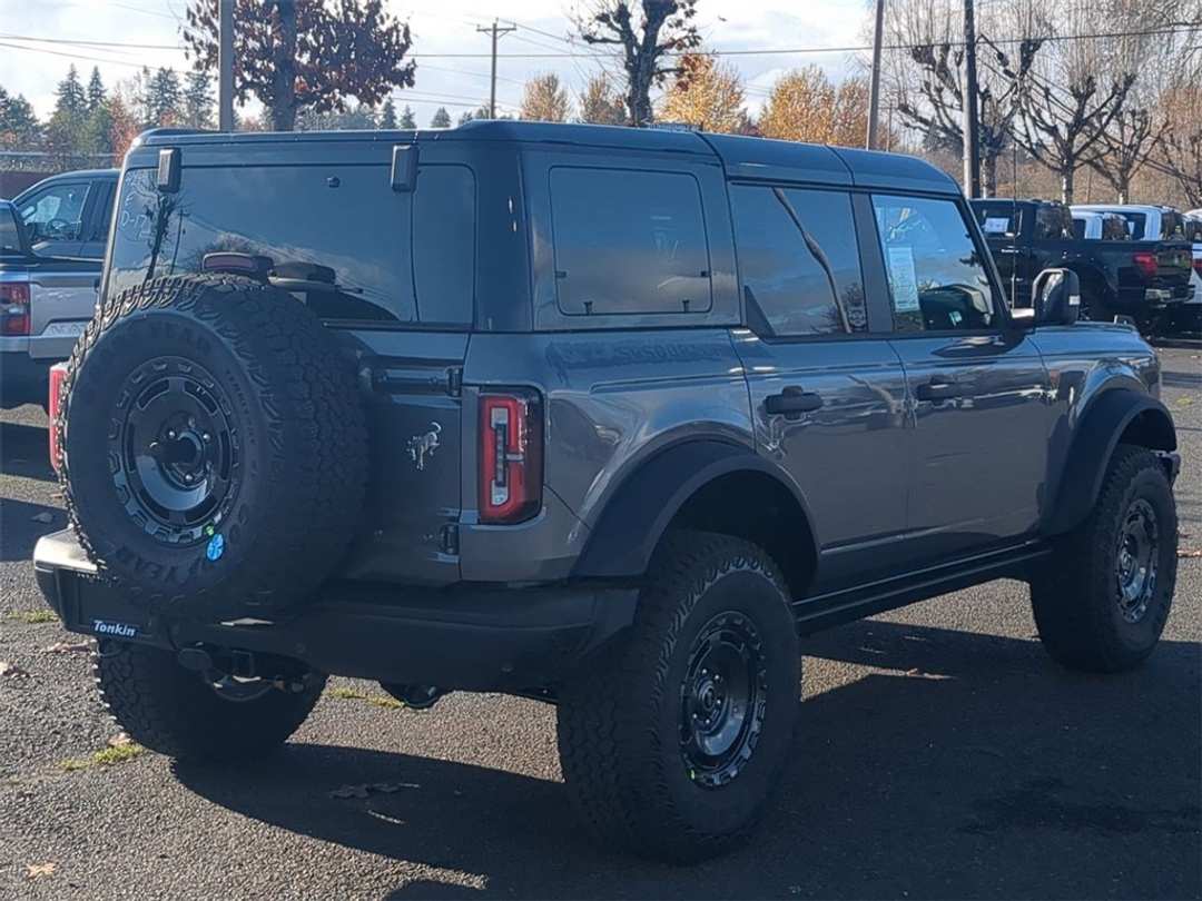 2025 Ford Bronco Badlands - Image 5