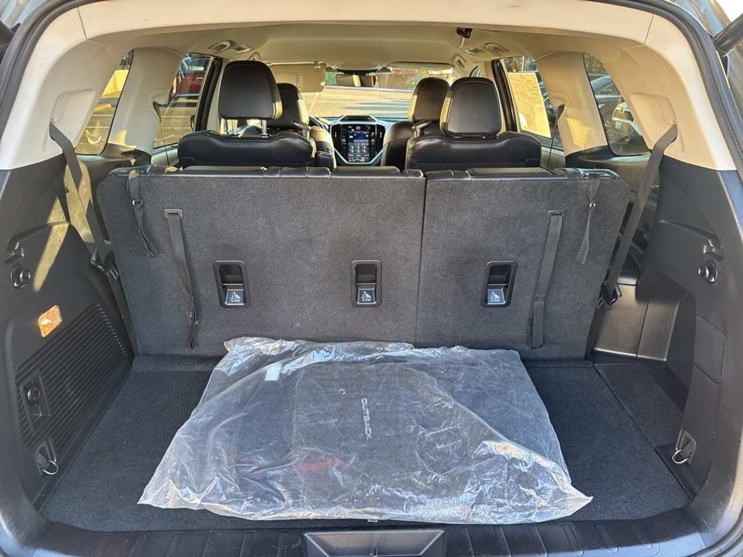 2023 Subaru Ascent Limited - Image 30