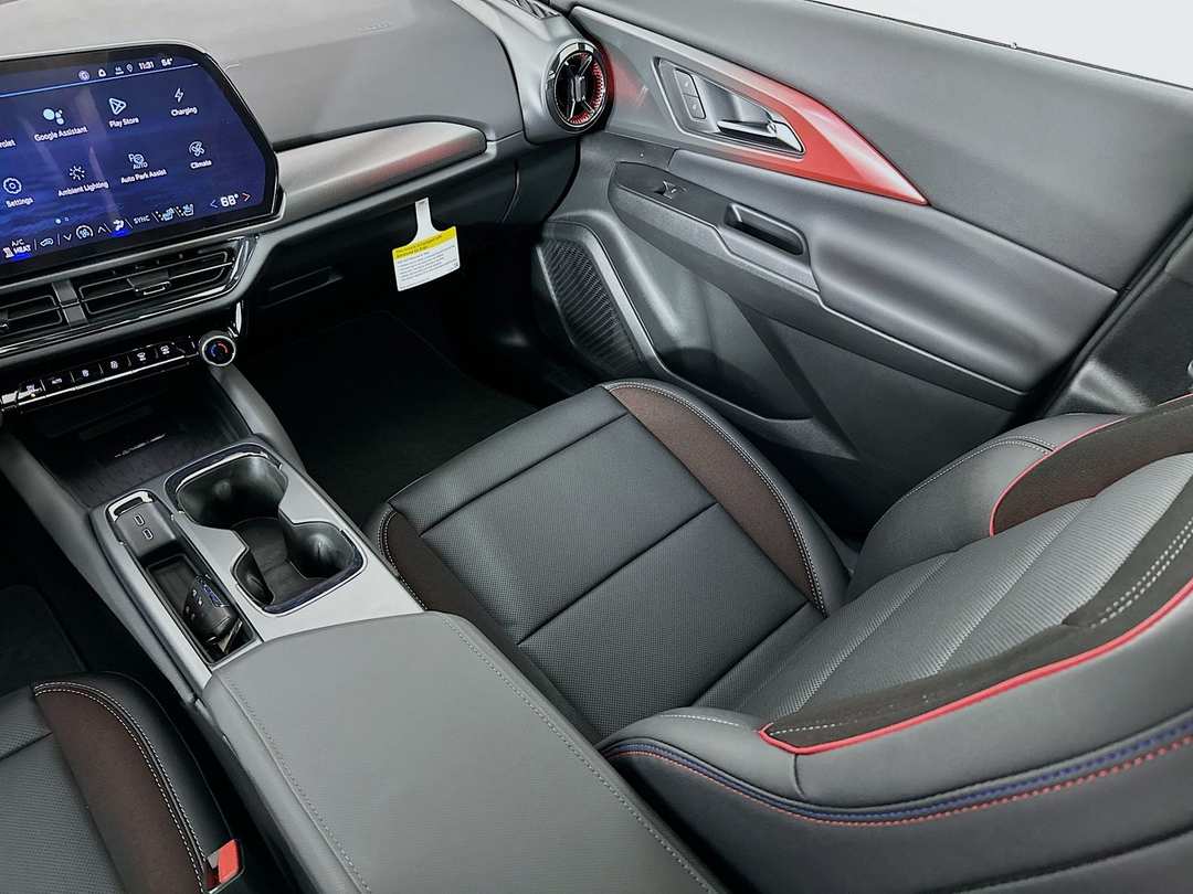 2026 Chevrolet Equinox Ev RS - Image 24