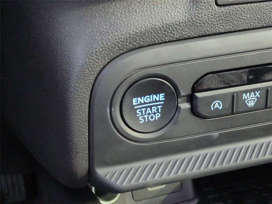 2025 Ford Bronco Sport Outer Banks - Image 16