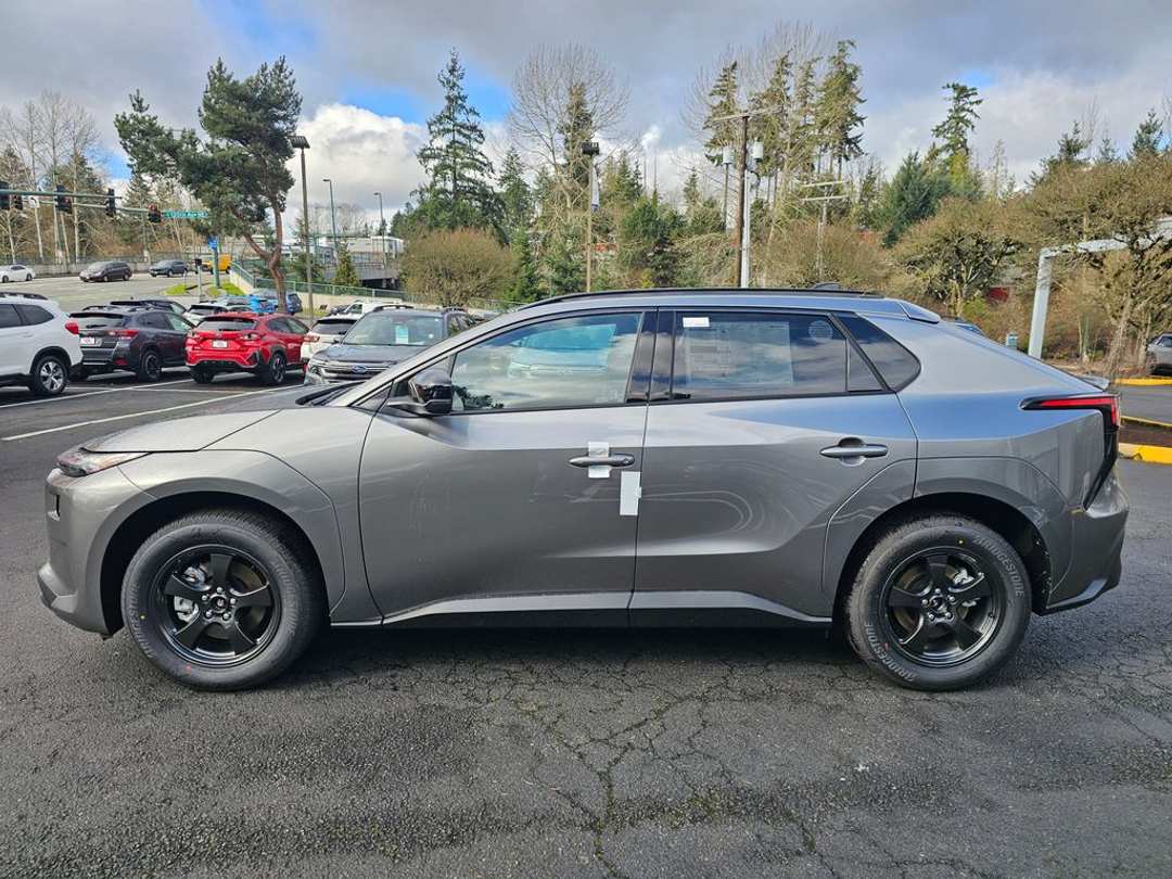 2026 Subaru Solterra Premium - Image 2