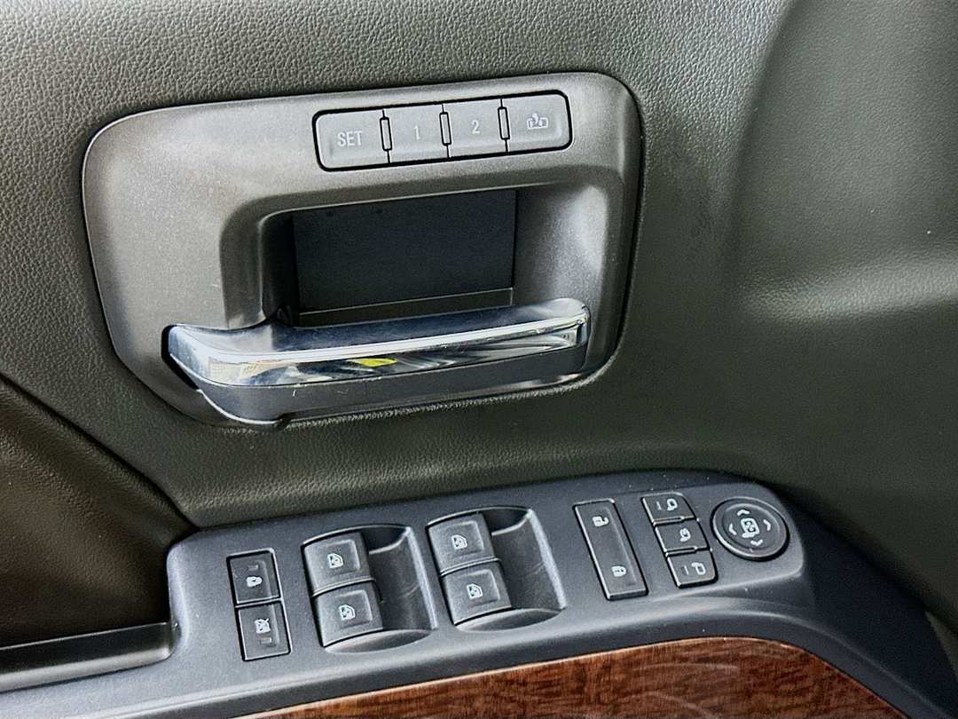 2016 GMC Sierra 1500 SLT - Image 19