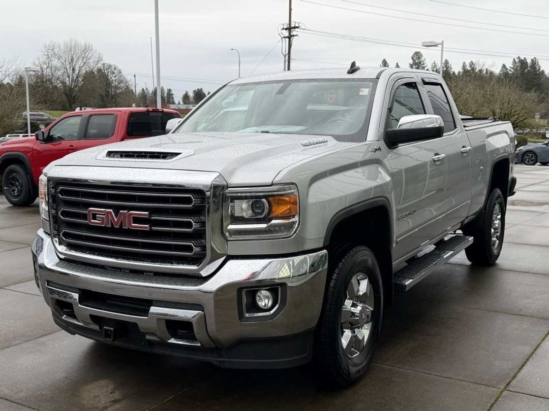 2018 GMC Sierra 2500Hd SLT - Image 3