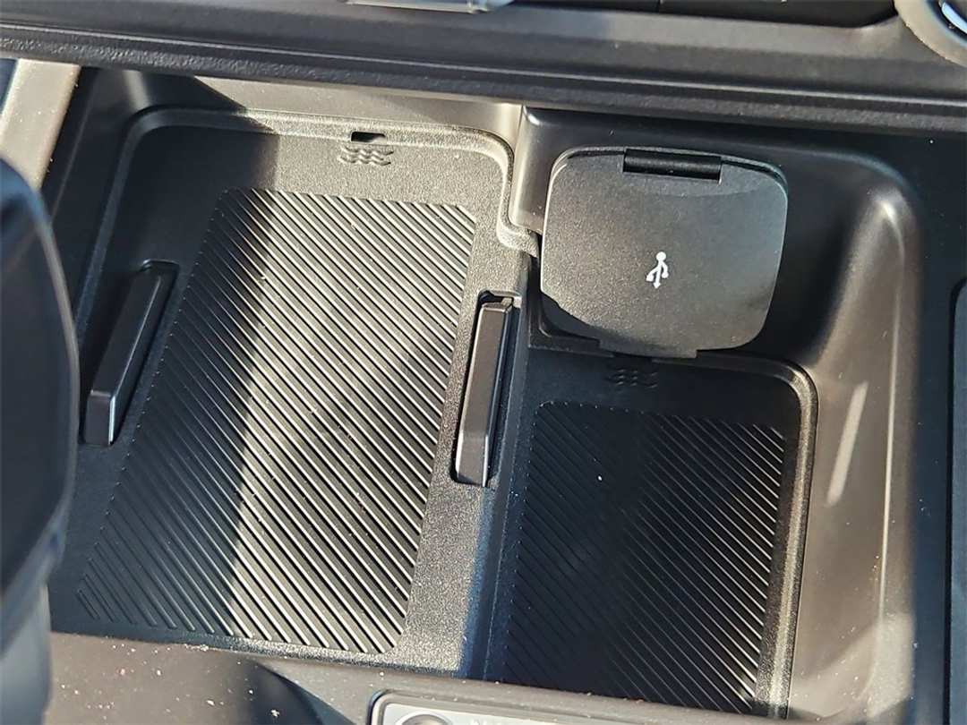 2025 Ford Bronco Outer Banks - Image 23