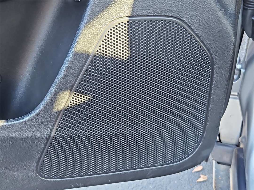 2018 Jeep Cherokee Altitude - Image 12