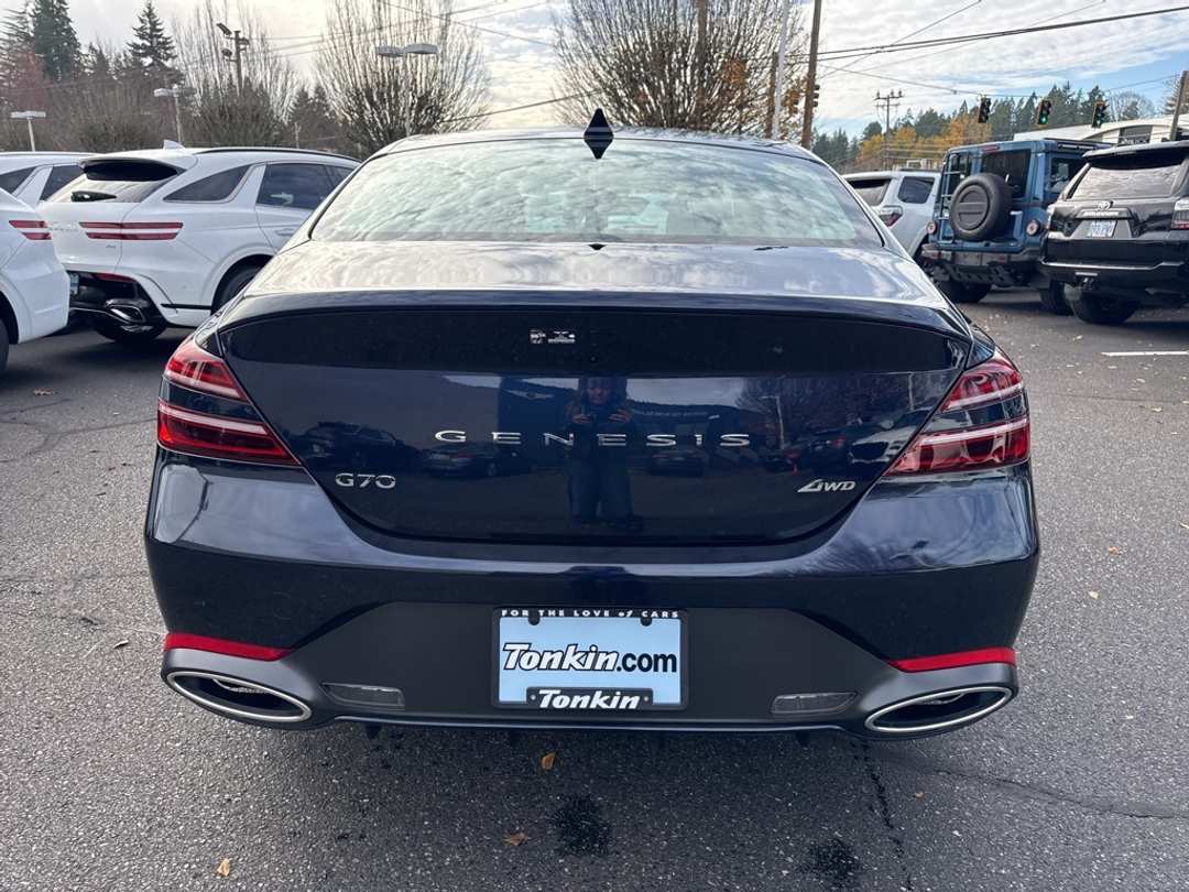 2026 Genesis G70 2.5T - Image 6