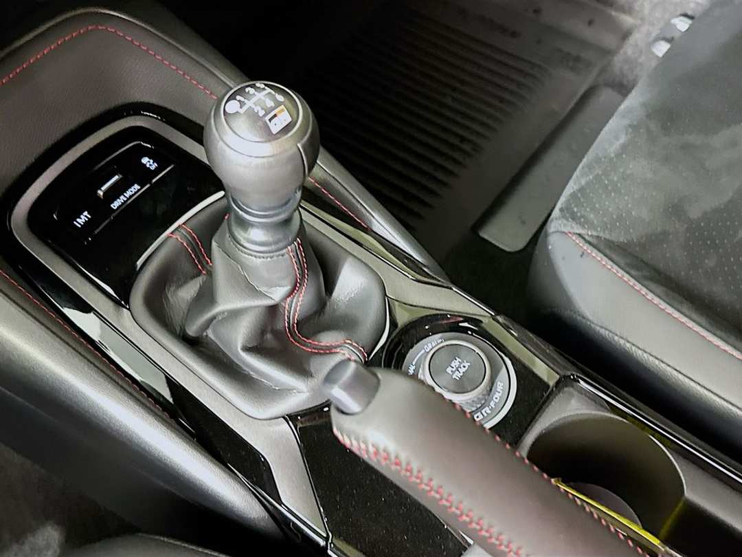 2025 Toyota Gr Corolla Premium - Image 18