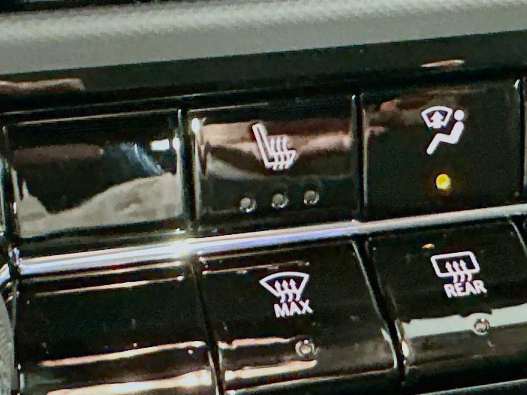 2027 Chevrolet Bolt Ev LT - Image 20