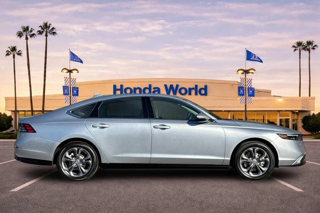 2026 Honda Accord EXL - Image 3